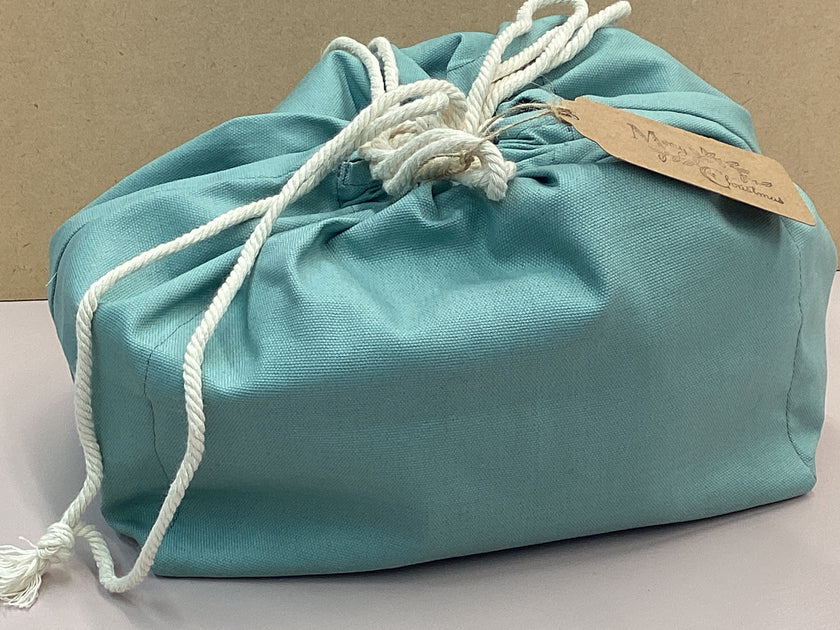 DRAWSTRING BAG. Small, Extra small.