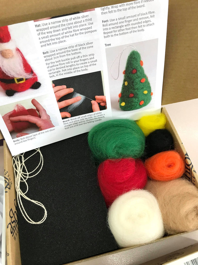 Needle Felting Kit - Christmas Ornament
