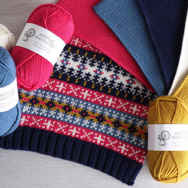 (Fuchsia 01, Old Gold 15, Mallard 11)  