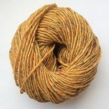 Irish Tweed in 8ply, 70% Wool 30% Mohair, 110 meters per 50g (Golden Ash)